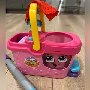 V tech clean sweep spin mop toy